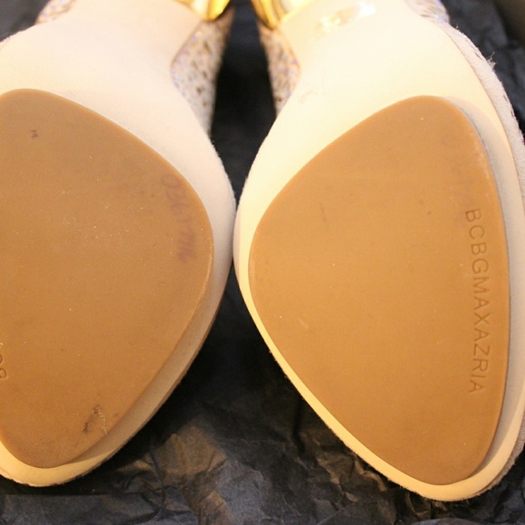 BCBGMAXAZRIA Peacock Pumps - Picture 7 of 8